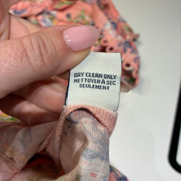 NWT Anthropologie Ranna Gill Pink Floral Linen Scallope Romper Medium - Picture 7 of 11